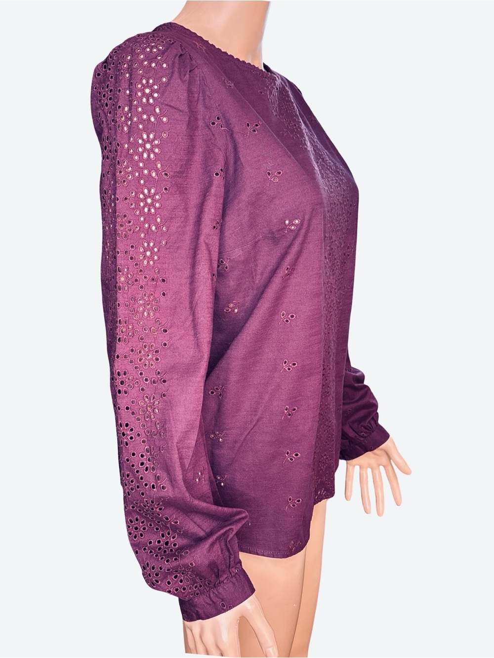 GAP Burgundy Eyelet Blouse Medium Cotton Long Sleeve - Picture 2 of 6